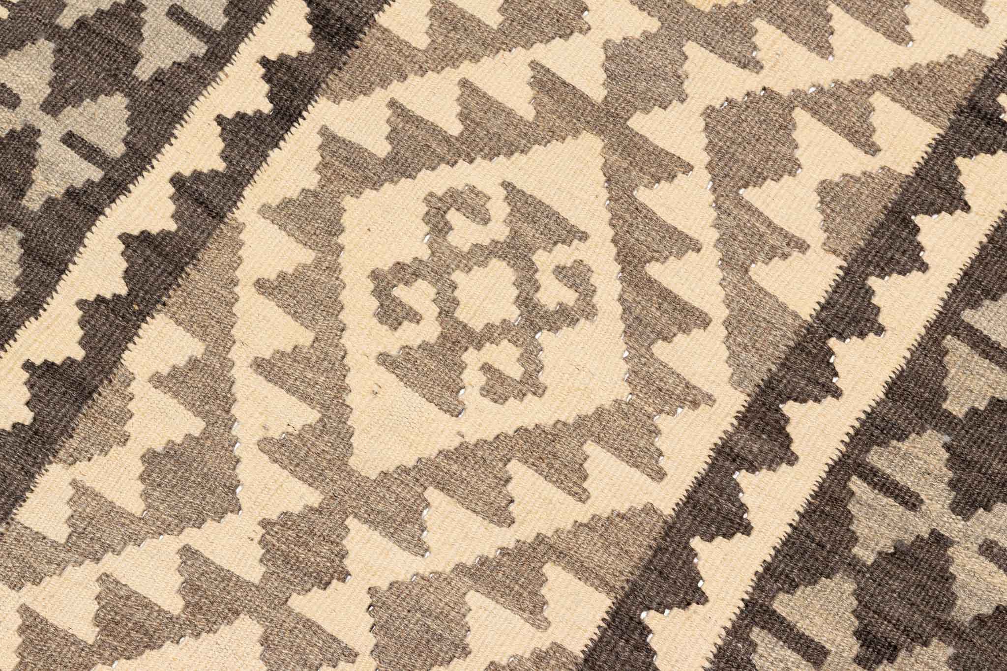 Handgewebter Kelim-Teppich aus Schurwolle, 83 × 390 cm