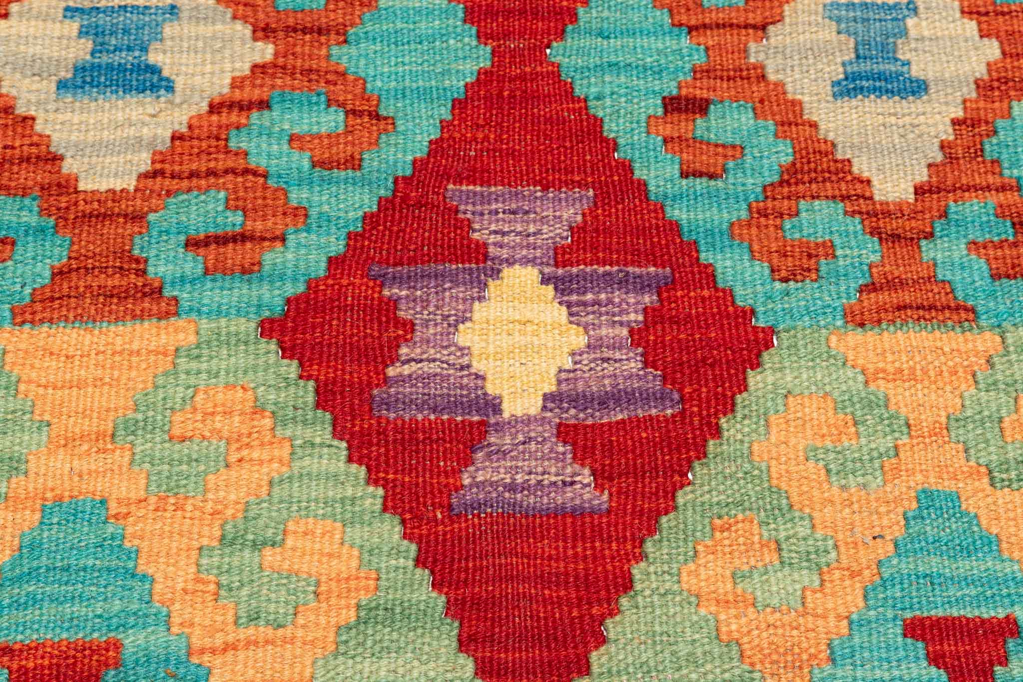 Handgewebter Kelim-Teppich aus Schurwolle, 107 × 152 cm