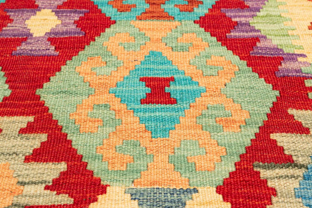 Handgewebter Kelim-Teppich aus Schurwolle, 107 × 152 cm