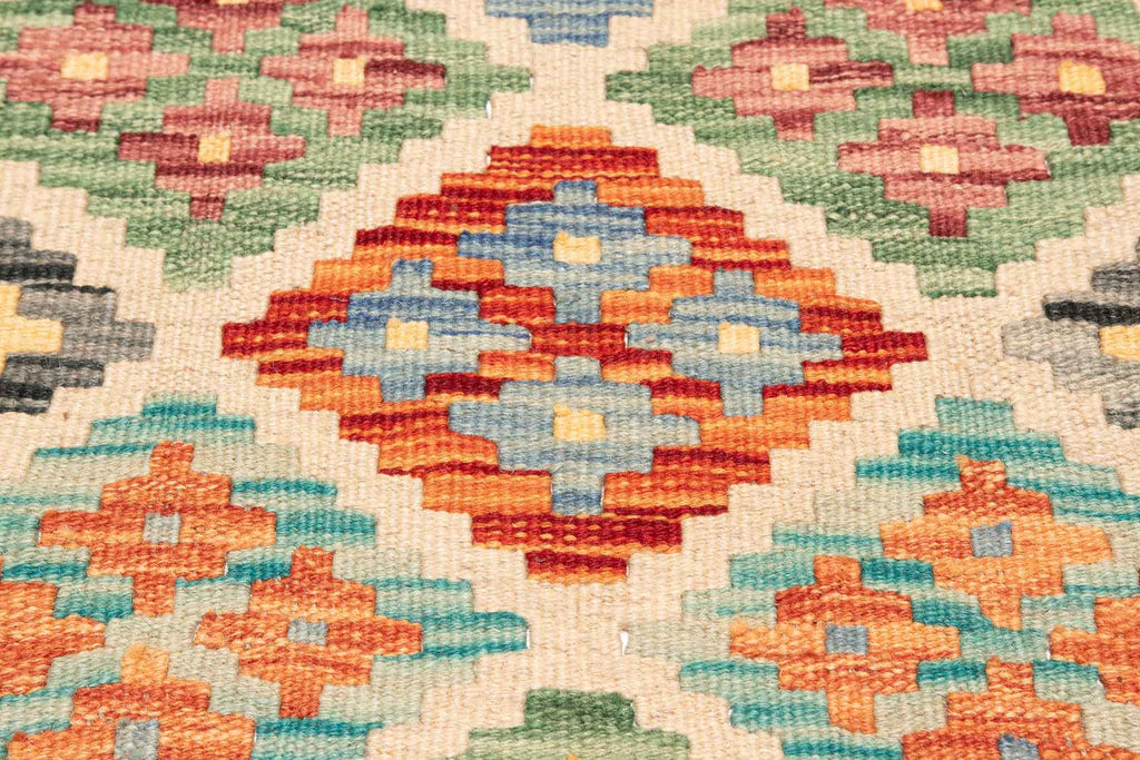 Handgewebter Kelim-Teppich aus Schurwolle, 117 × 189 cm
