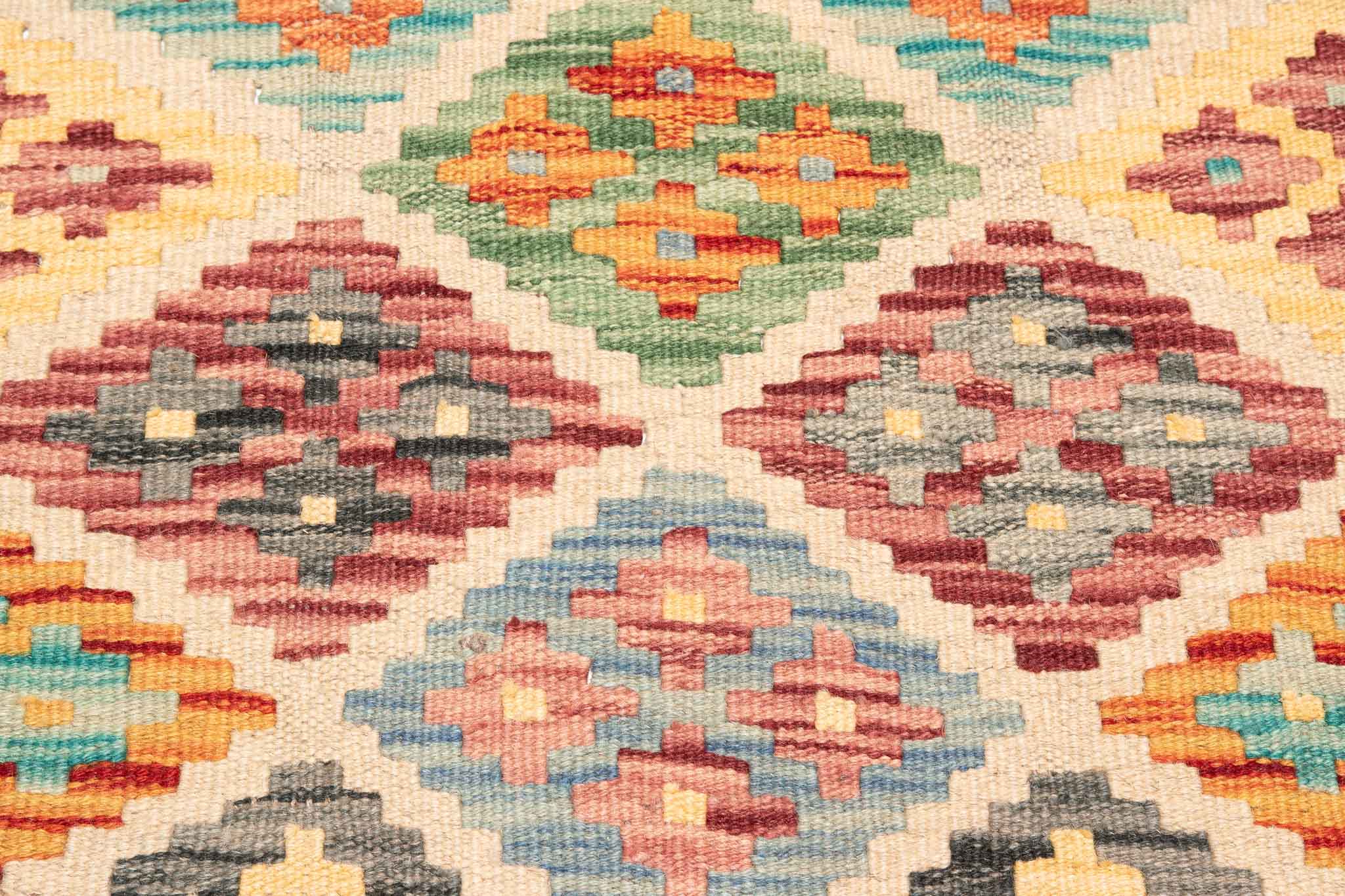 Handgewebter Kelim-Teppich aus Schurwolle, 117 × 189 cm