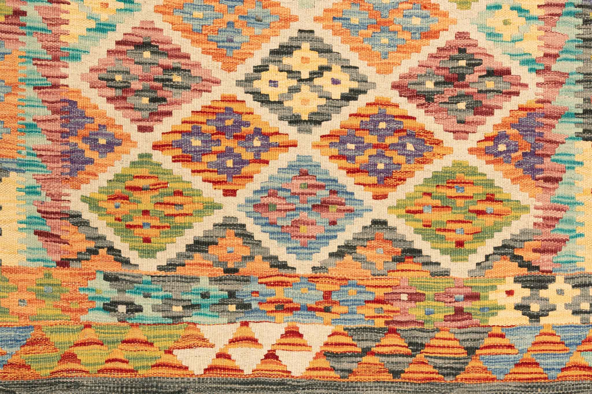 Handgewebter Kelim-Teppich aus Schurwolle, 117 × 189 cm