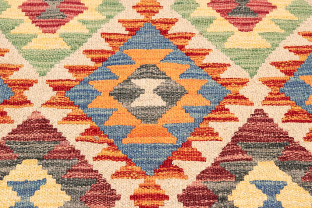 Handgewebter Kelim-Teppich aus Schurwolle, 125 × 178 cm