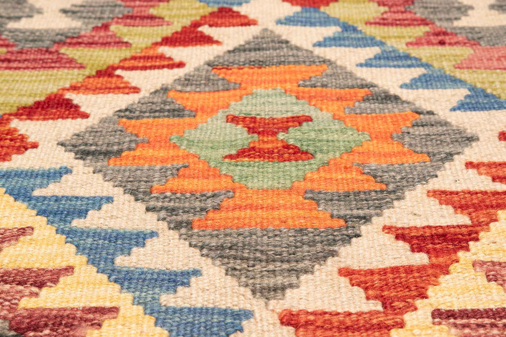 Handgewebter Kelim-Teppich aus Schurwolle, 125 × 177 cm