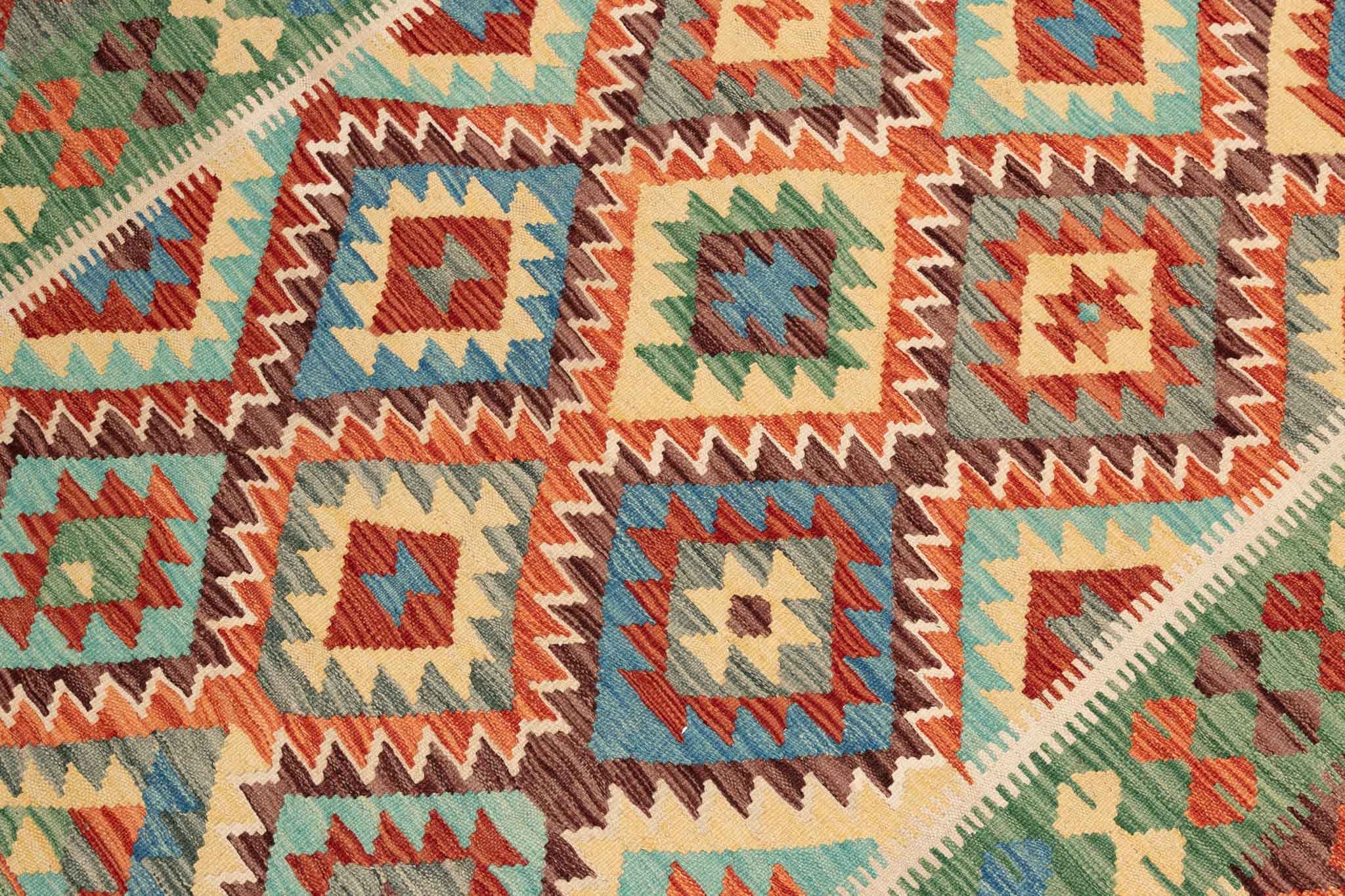 Handgewebter Kelim-Teppich aus Schurwolle, 150 × 194 cm