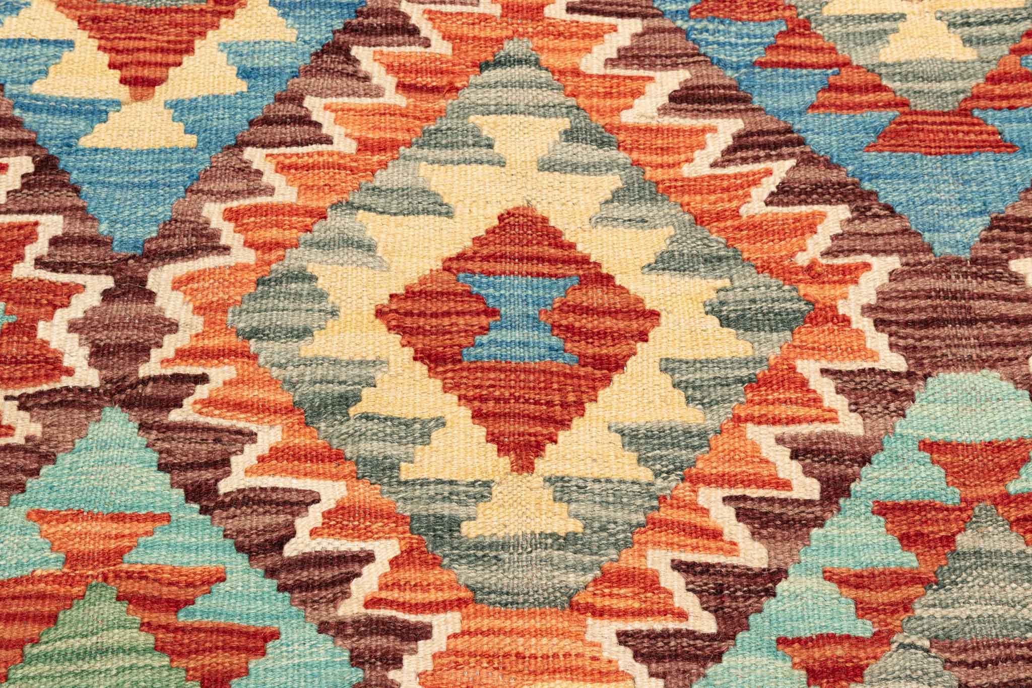 Handgewebter Kelim-Teppich aus Schurwolle, 150 × 194 cm