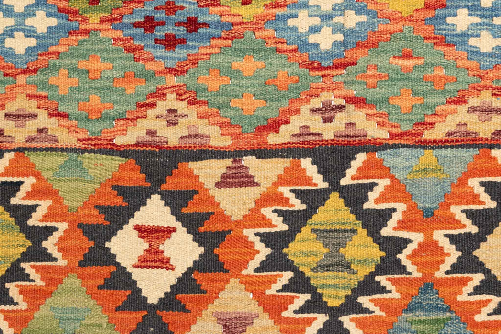 Handgewebter Kelim-Teppich aus Schurwolle, 160 × 198 cm