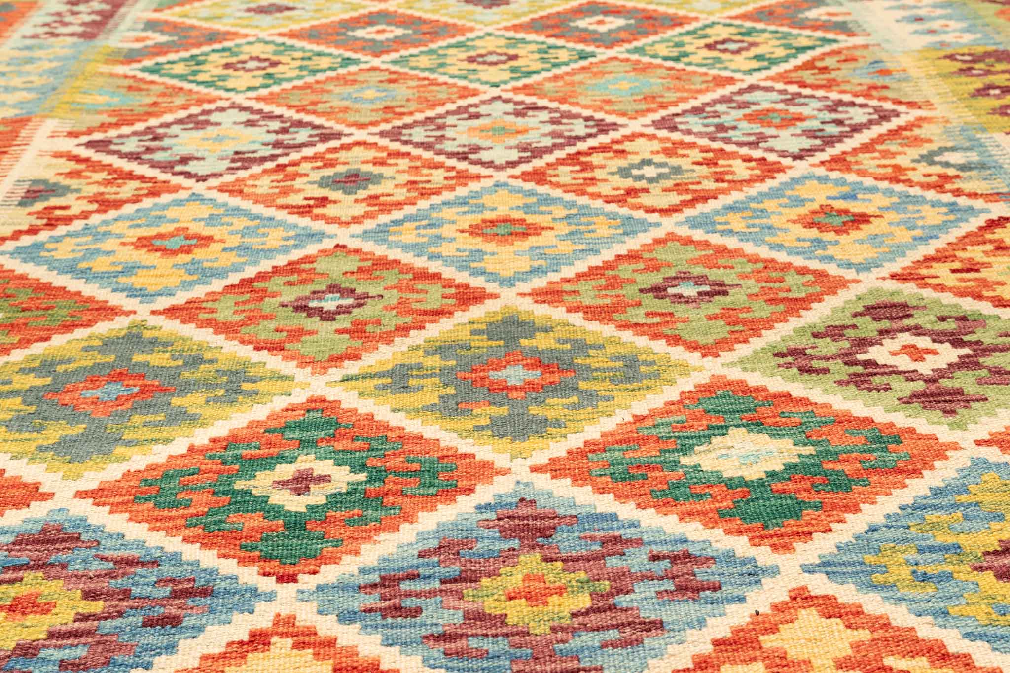 Handgewebter Kelim-Teppich aus Schurwolle, 172 × 243 cm
