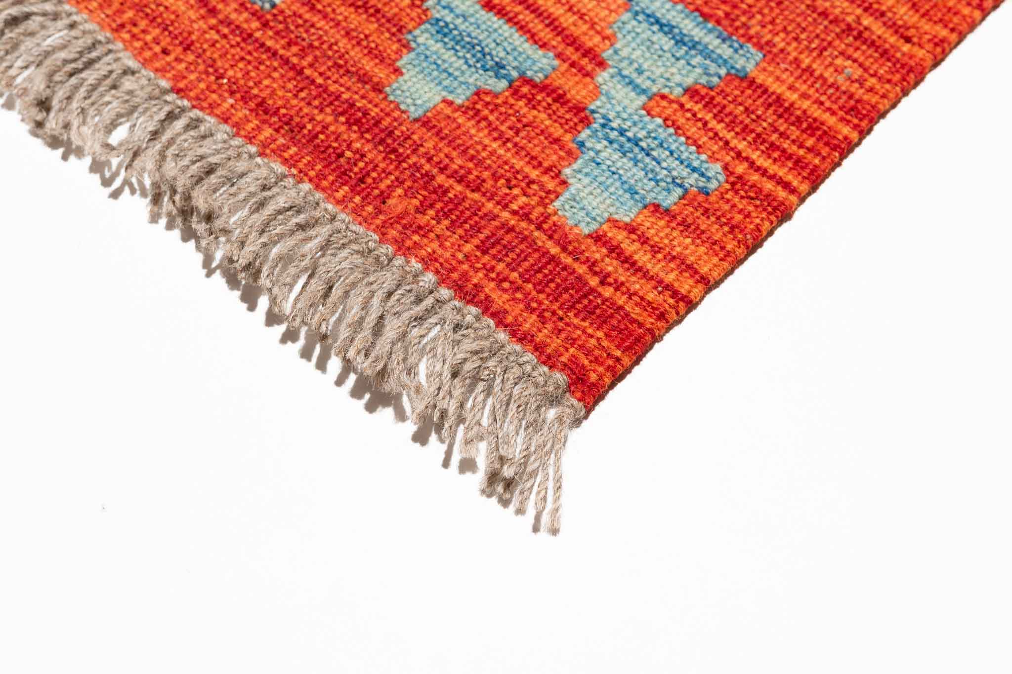Handgewebter Kelim-Teppich aus Schurwolle, 198 × 304 cm