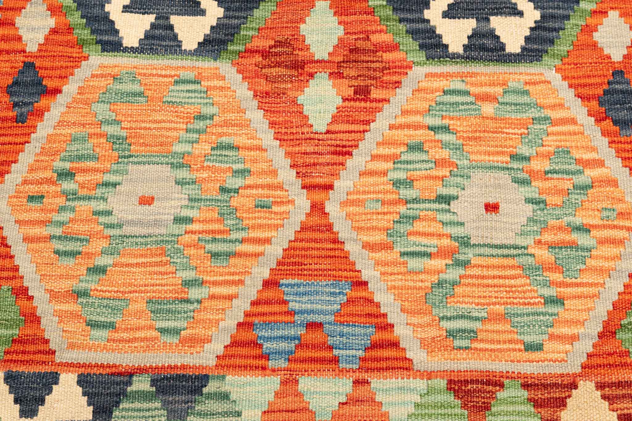 Handgewebter Kelim-Teppich aus Schurwolle, 100 × 150 cm