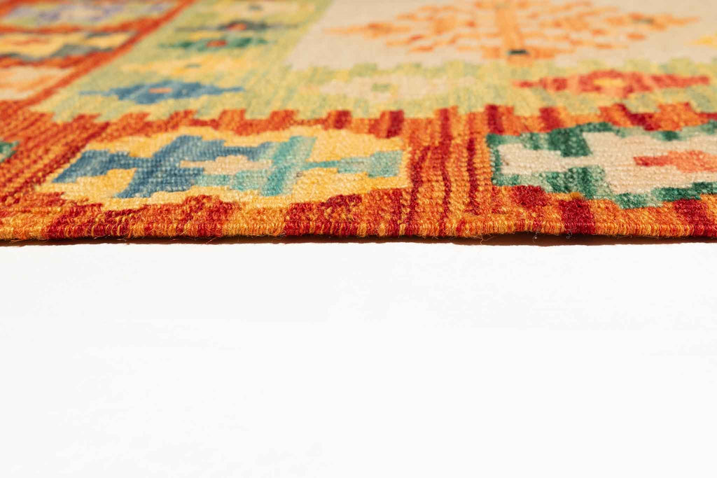 Handgewebter Kelim-Teppich aus Schurwolle, 88 × 146 cm