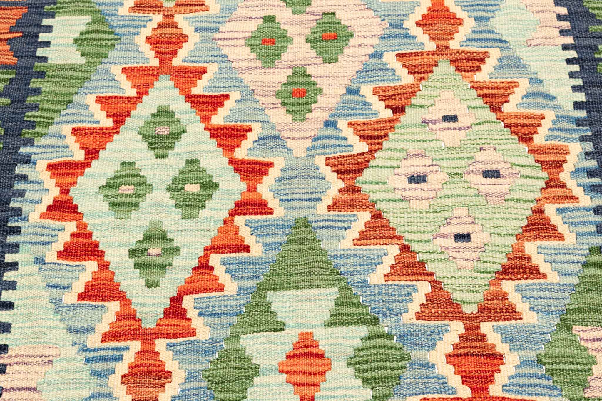 Handgewebter Kelim-Teppich aus Schurwolle, 100 × 154 cm