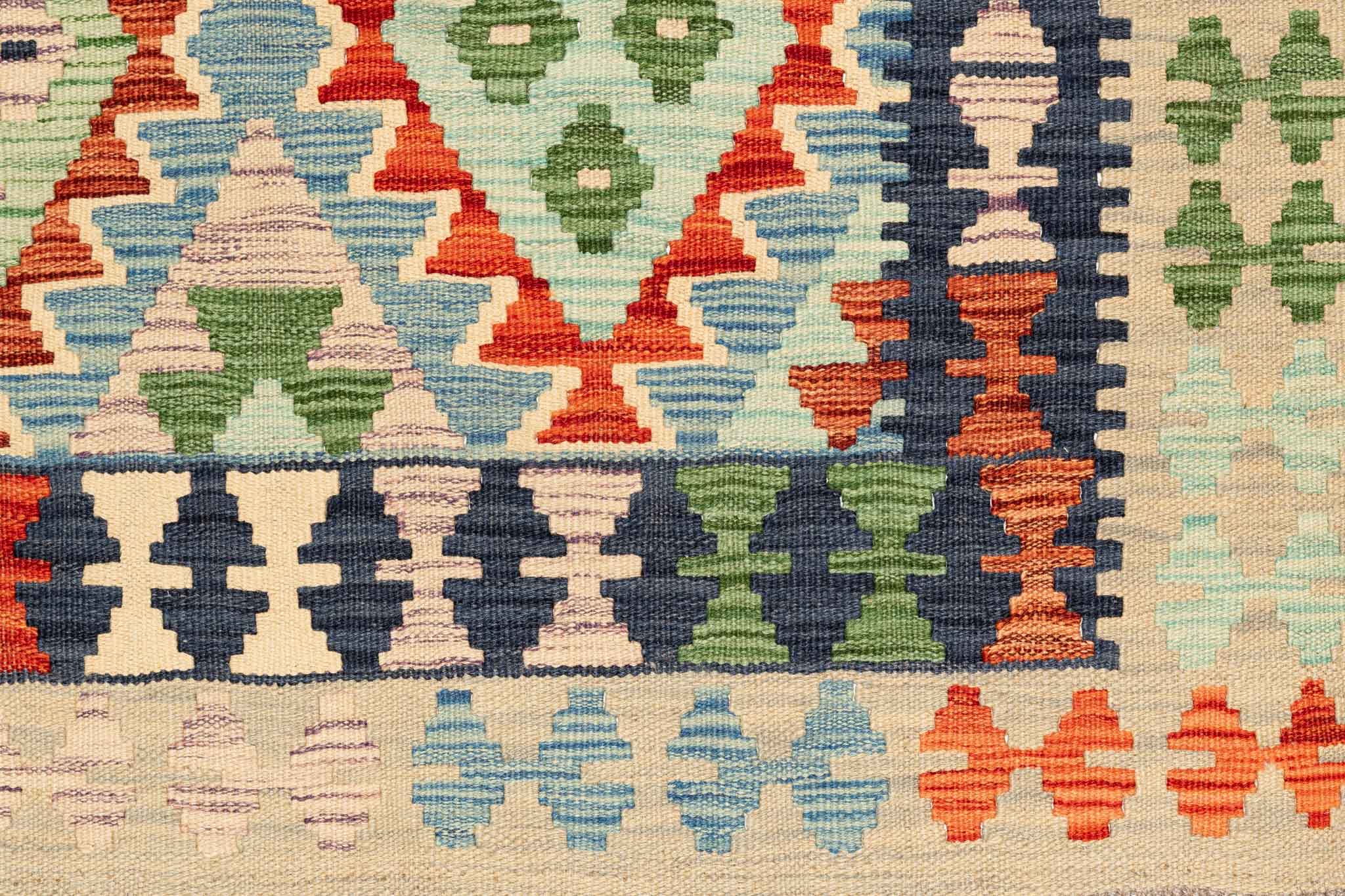 Handgewebter Kelim-Teppich aus Schurwolle, 100 × 154 cm
