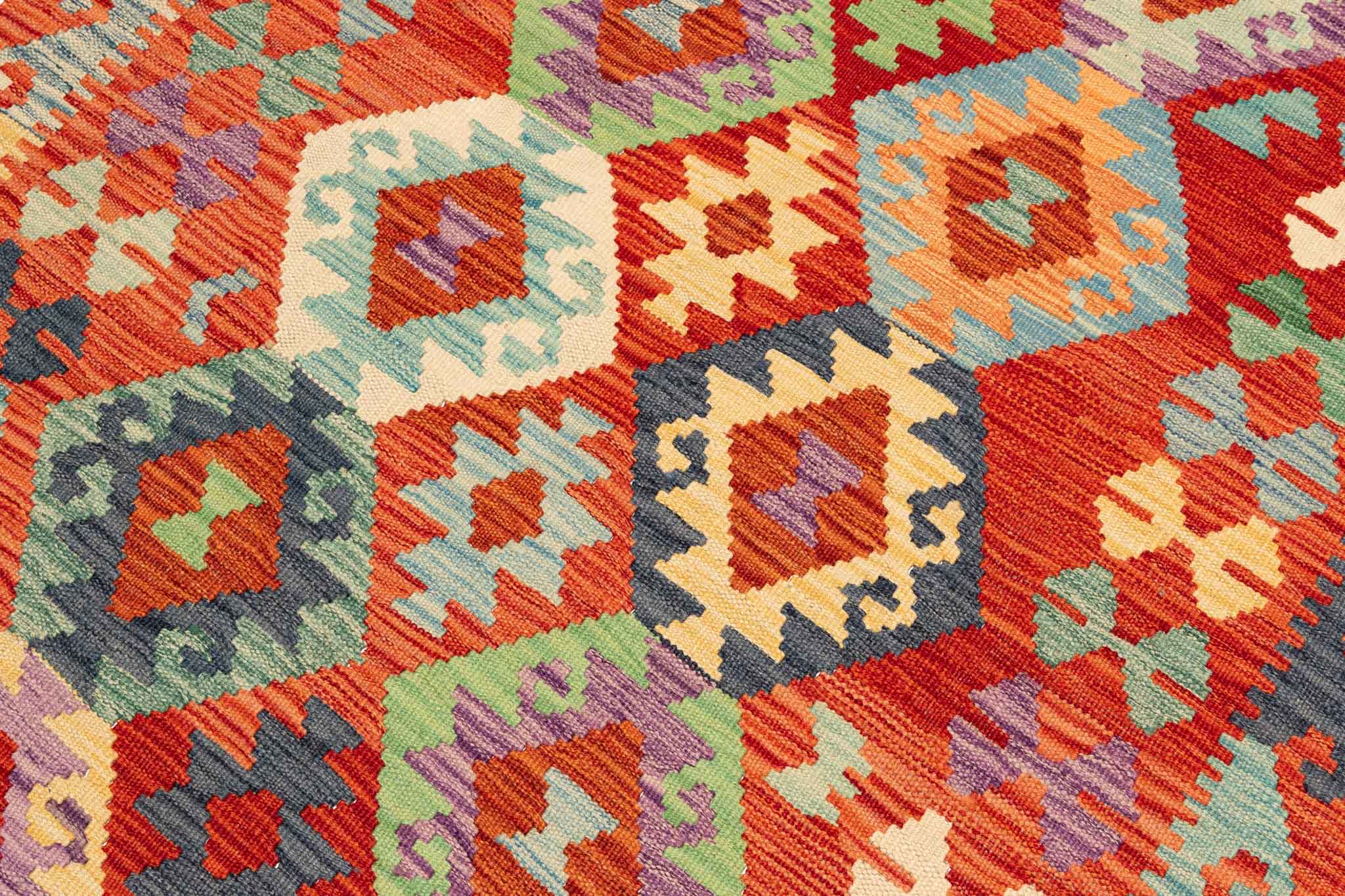 Handgewebter Kelim-Teppich aus Schurwolle, 104 × 154 cm
