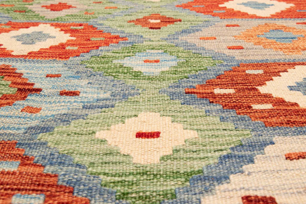 Handgewebter Kelim-Teppich aus Schurwolle, 123 × 173 cm
