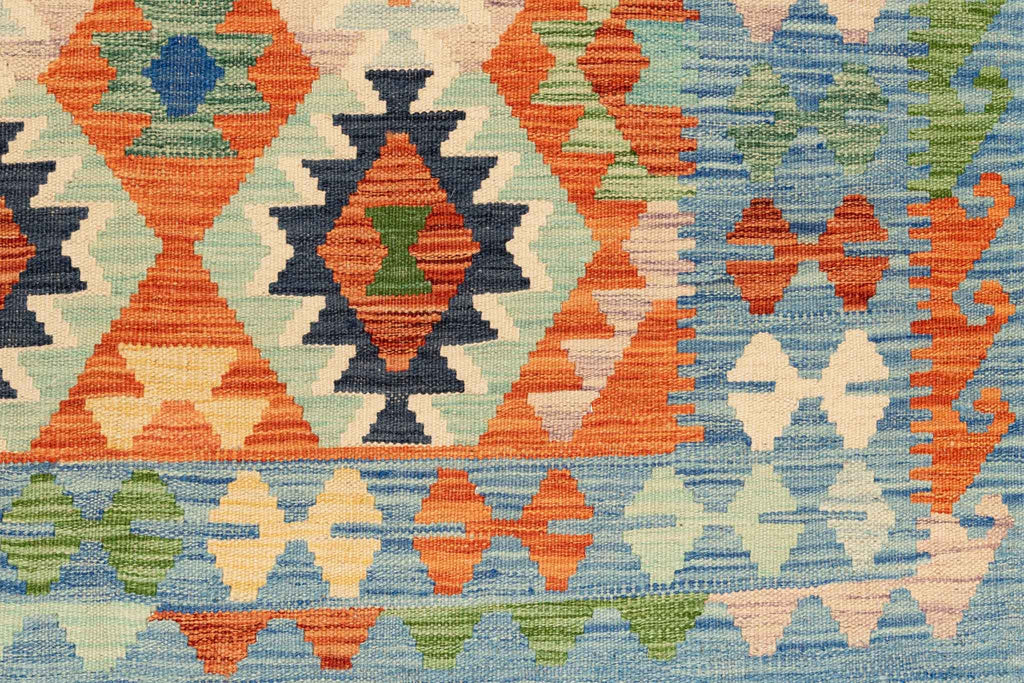 Handgewebter Kelim-Teppich aus Schurwolle, 126 × 168 cm