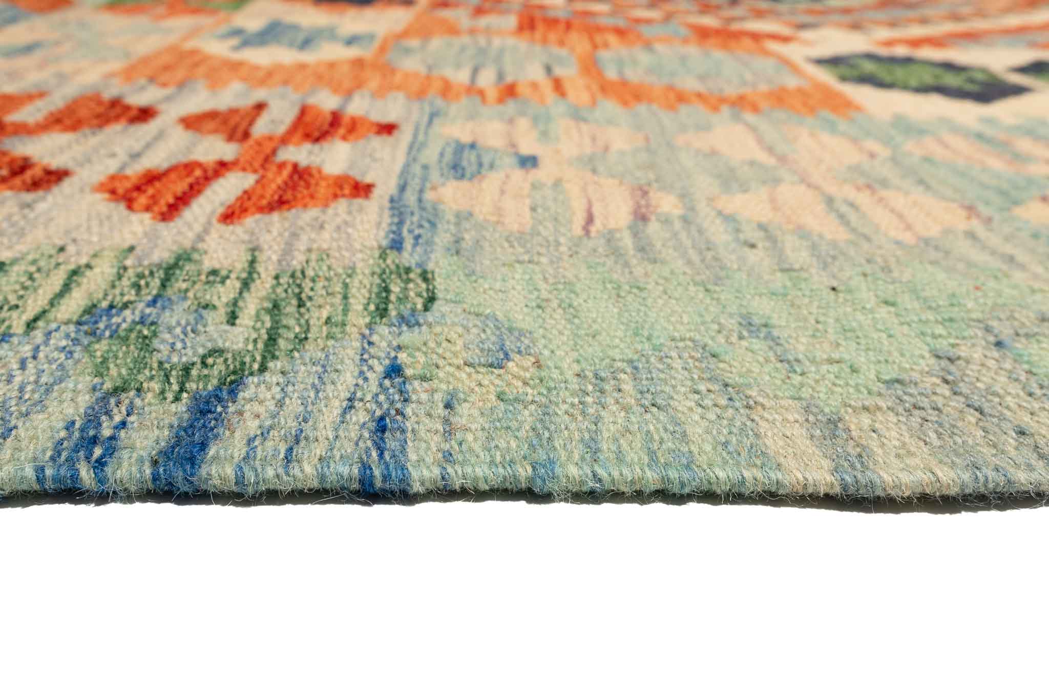 Handgewebter Kelim-Teppich aus Schurwolle, 146 × 193 cm