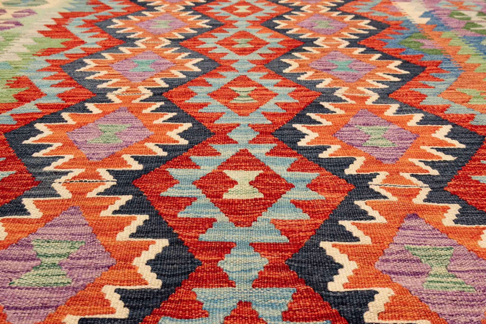 Handgewebter Kelim-Teppich aus Schurwolle, 152 × 191 cm