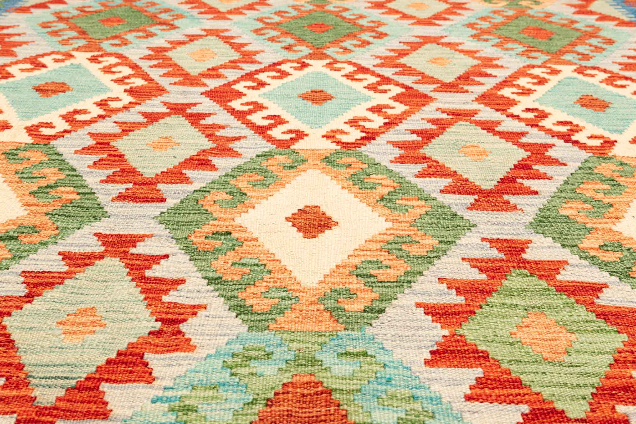 Handgewebter Kelim-Teppich aus Schurwolle, 172 × 238 cm