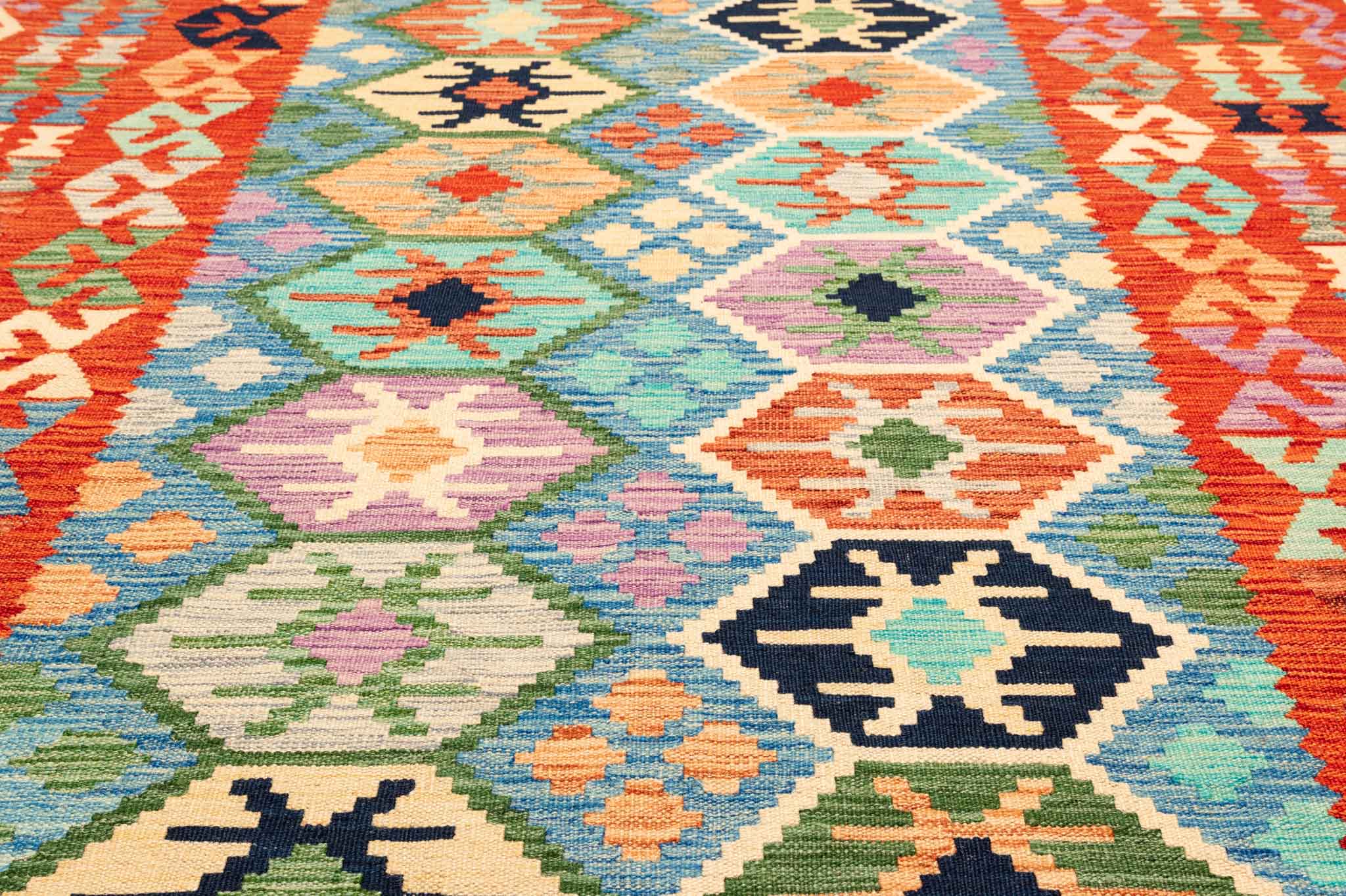 Handgewebter Kelim-Teppich aus Schurwolle, 166 × 247 cm