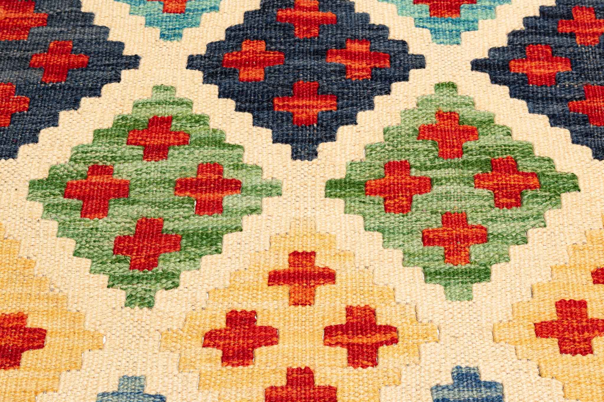 Handgewebter Kelim-Teppich aus Schurwolle, 177 × 248 cm