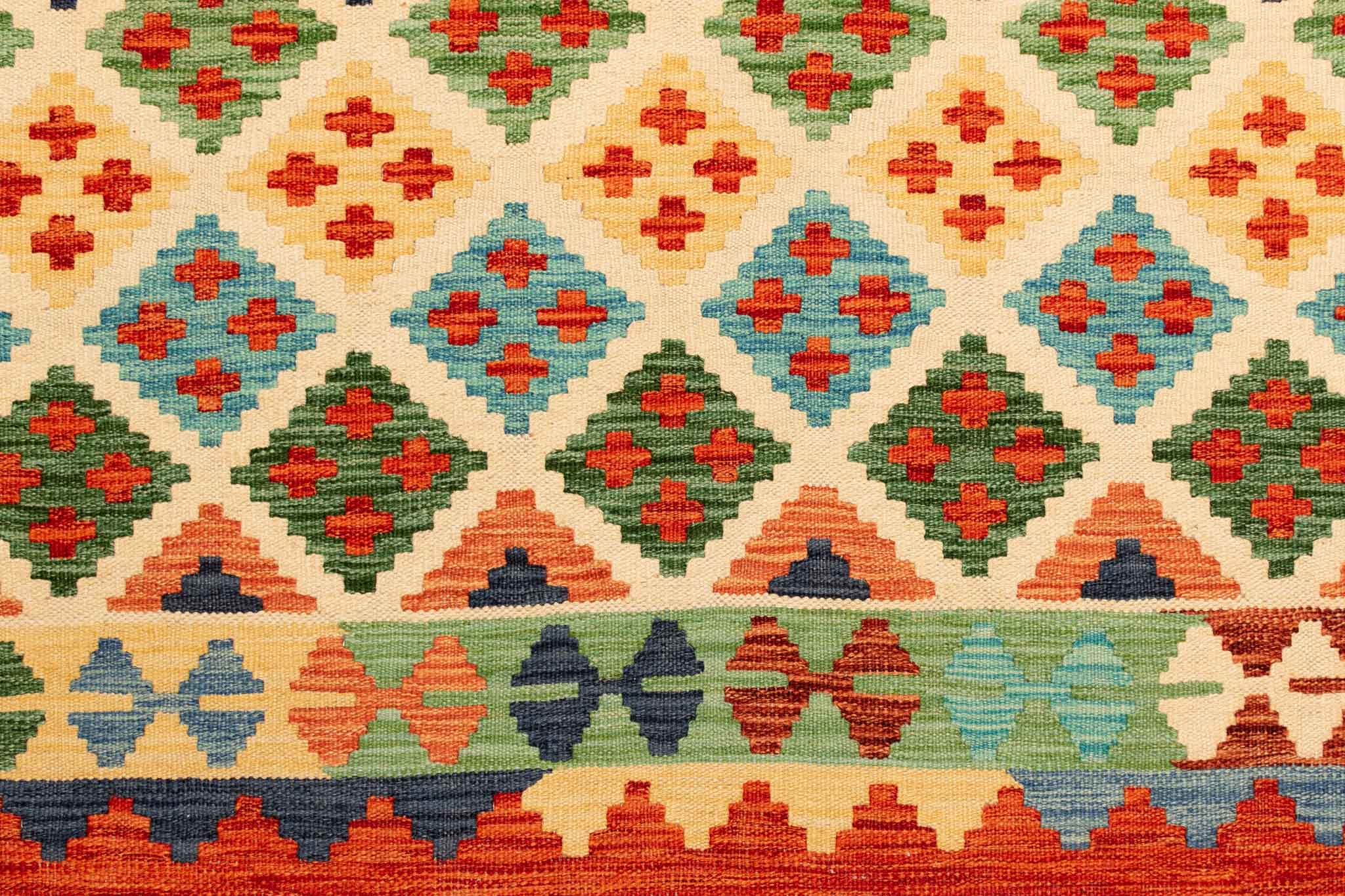 Handgewebter Kelim-Teppich aus Schurwolle, 177 × 248 cm